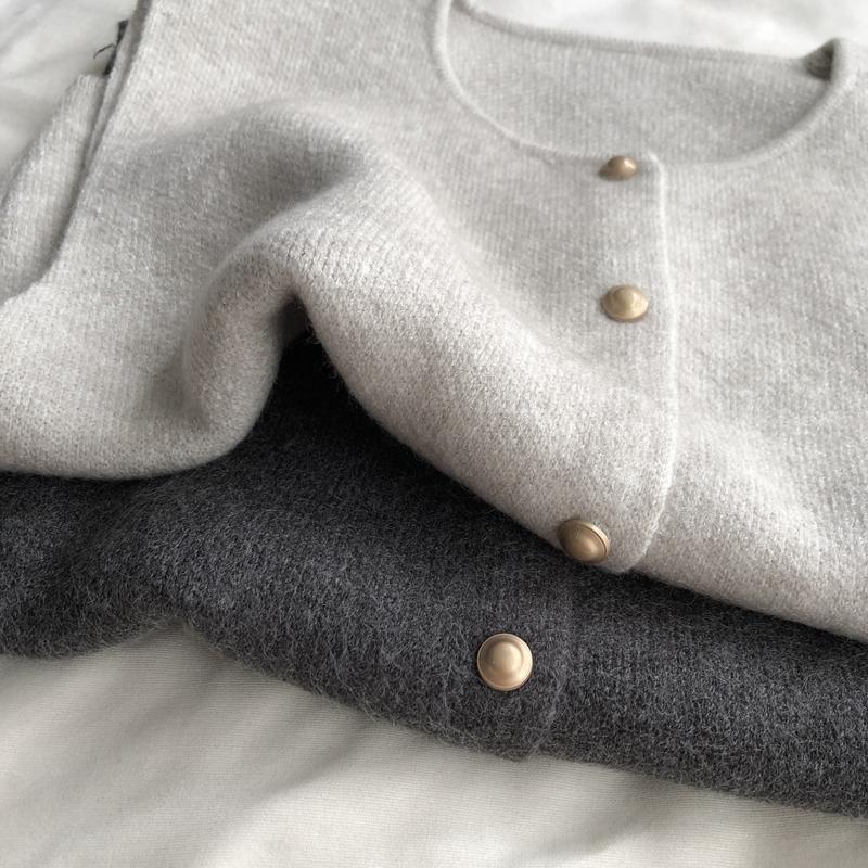 Korean Style Retro Knit Vest Jacket - Loose, Soft, Fluffy Round Neck Cardigan for Women, Perfect for Autumn and Winter