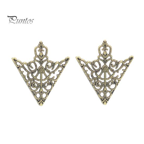 Women Collar Clip 1 Pair Vintage Shirt Clip, Hollow-Out Decoration Alloy Suit Triangle Brooch Pin for Men Metal
