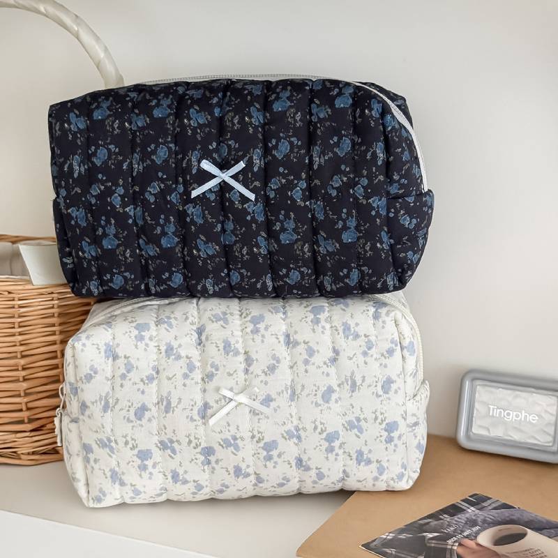 Floral Cotton Makeup Bag With Breathable Design For Daily Use