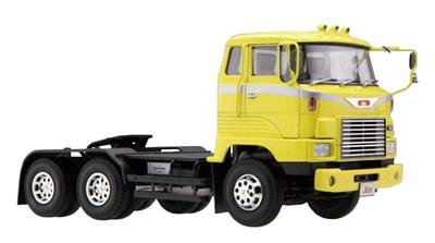 Aoshima Bunka Kyozaisha Heavy Freight Series Hino HH Traktorkopf Kunststoffmodell 1/32 Nr.17