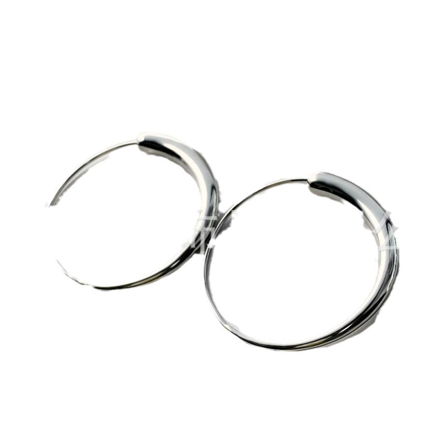 Elegant French Retro Circle Earrings - High-Quality Texture and Timeless Fashion