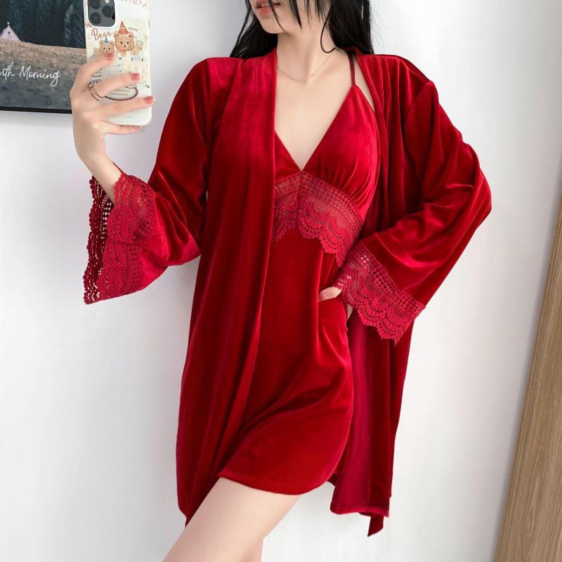 2025 Goldener Samt Sexy Spitzen Nachthemd Set für Frauen