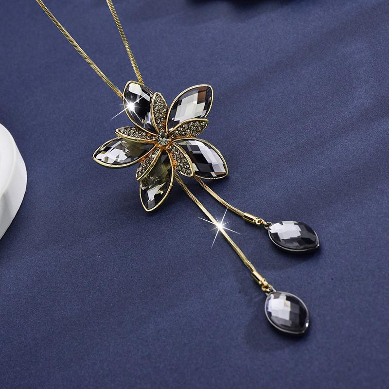 Elegant Long Pendant Chain With Crystal Embellishments For Autumn Fashion And Special Occasions