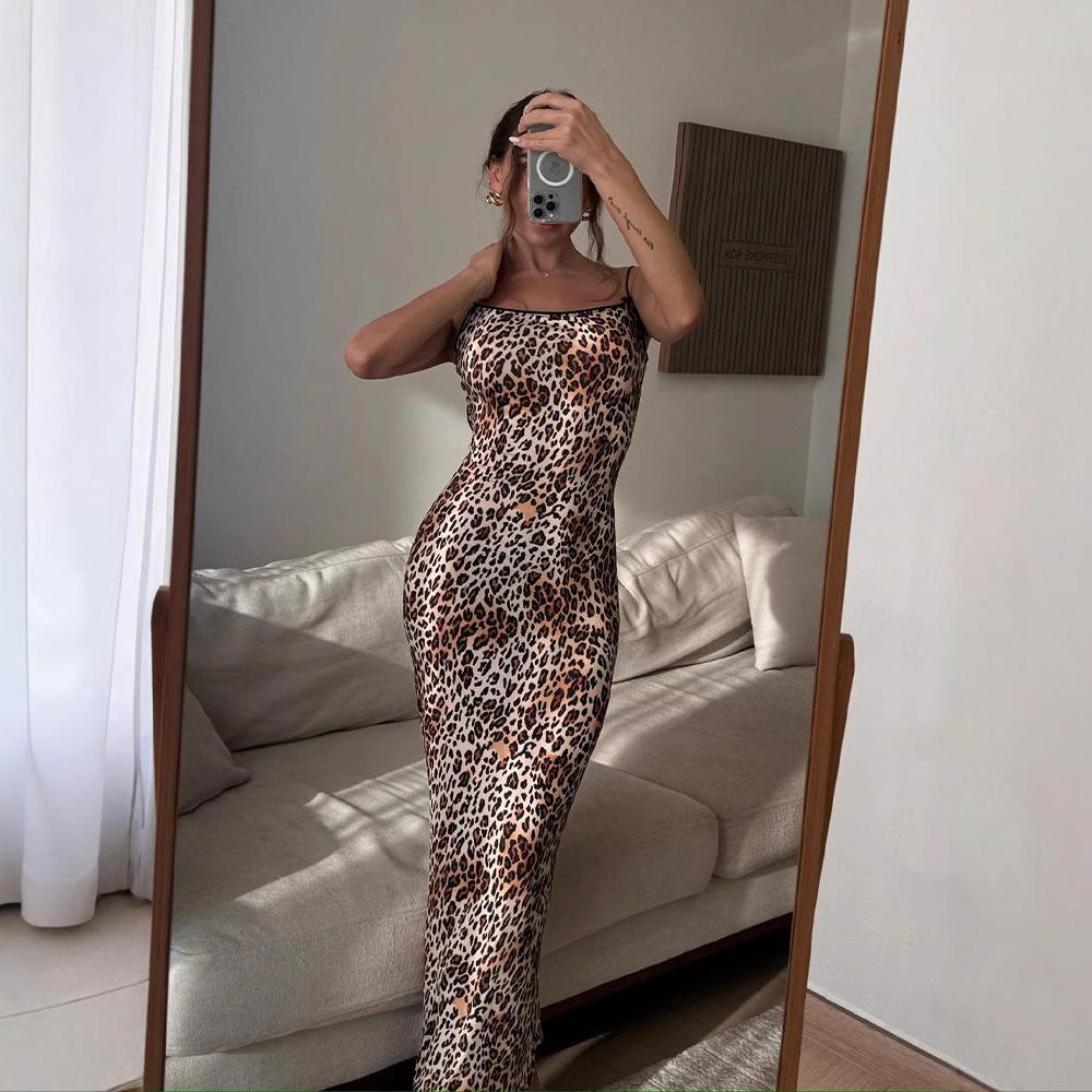 

Женское модное платье Spice Girl с леопардовым принтом без рукавов и бретелькой через шею M цветной печати леопарда