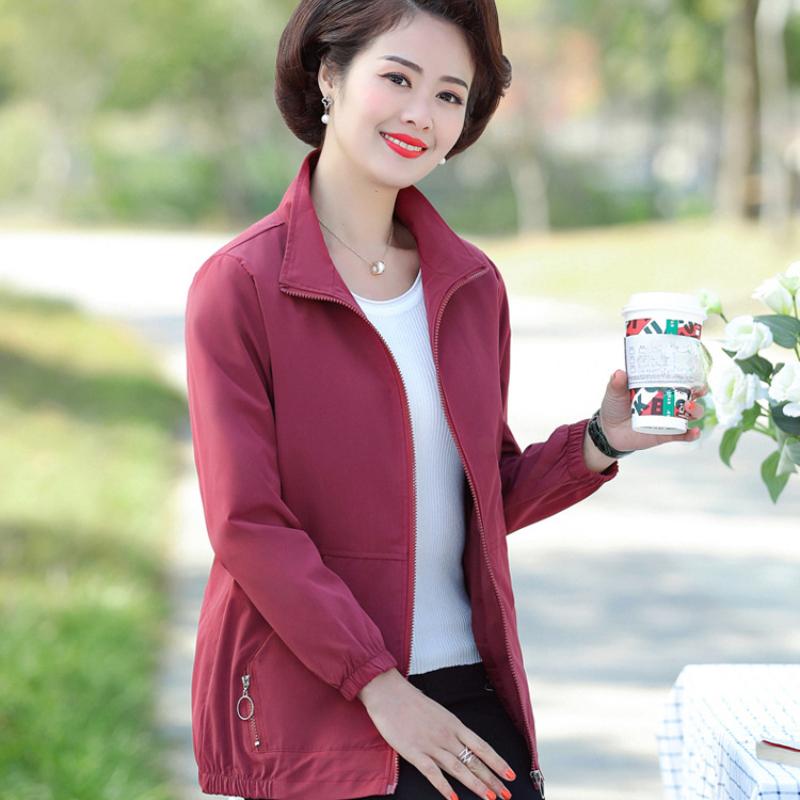 Frühlings- und Herbstjacken 2024 Neue Damenbekleidung mittleren Alters Kurze Reversjacken Langarm-Cardigan-Oberteile