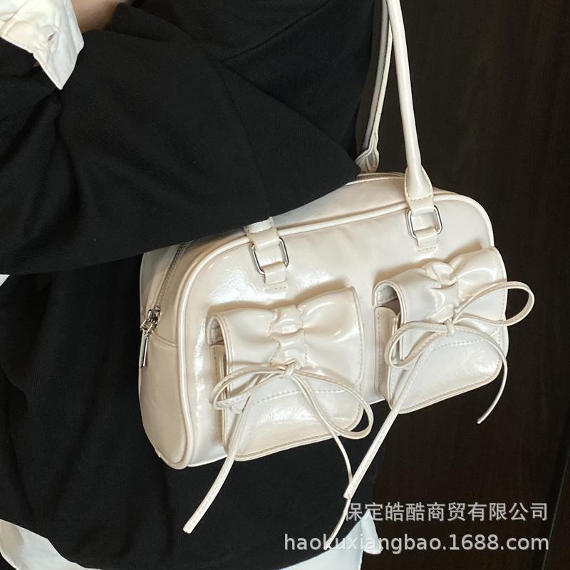 Large-capacity bag women's 2025 new summer versatile niche design shoulder underarm bag Korean version commuter pillow bag