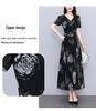 Spring/Summer 2024 V-Neck Floral Black Midi Dress - Plus Size Women's High-End Collection