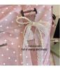 Women's Portable Travel Bag: Lightweight, Large Capacity, Ideal for Short Trips and as Carry-On Luggage.