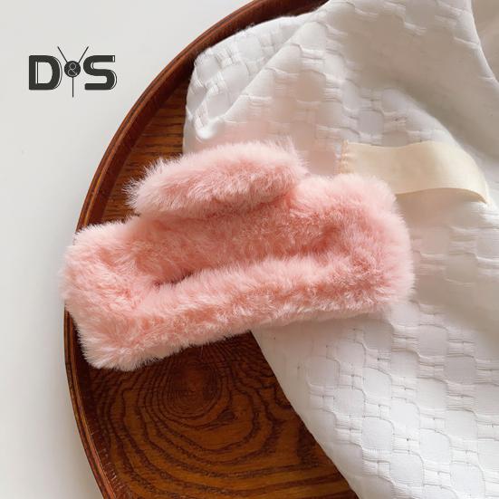 Women Hair Claw Plush Wrap Design Spring Back Head Large Hair Clip Rectangle Shark Hair Clamp Hair Accessory