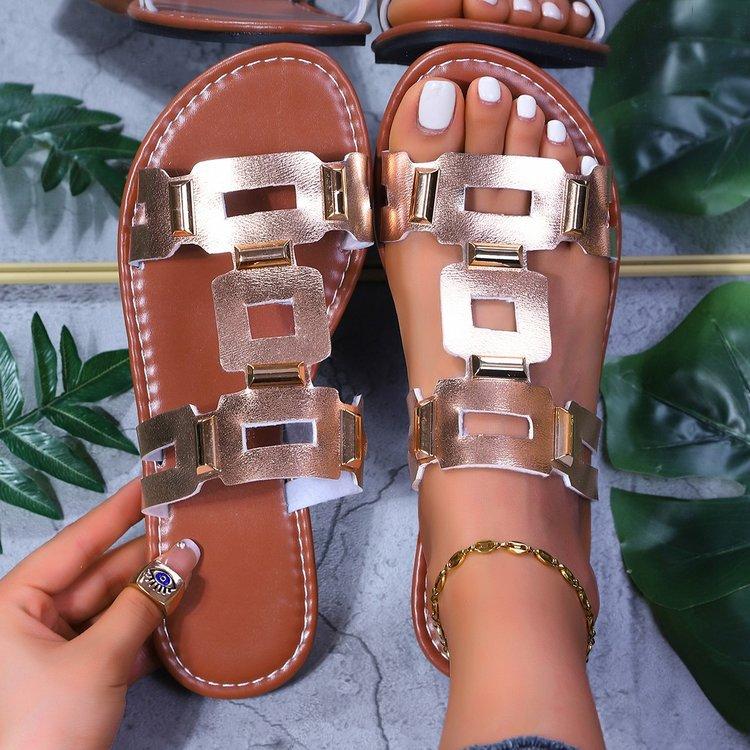 Summer Open Toe Outdoor Beach Comfortable Roman Shoes Fashionable Casual Metal Decoration Flat Women's Sandals Zapatos De Mujer
