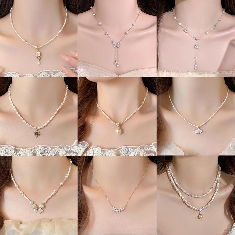 Light Luxury Pearl Choker Necklace Vintage Elegant Womens Necklace Fashion Versatile Crystal Collar Jewelry