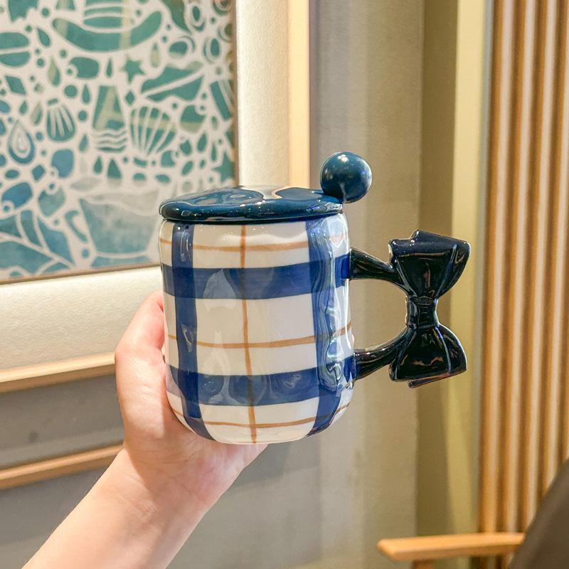 

Кружка высокой ценности с крышкой и ложкой, милая, для пары, кофейная чашка, для офиса, дома, керамическая чашка для питья 401-500ml