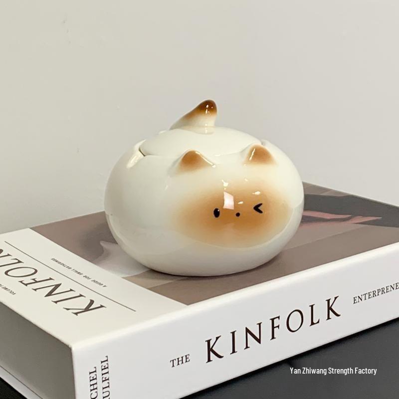 Charming Ceramic Ashtray: Stylish Ornament for Office or Living Room