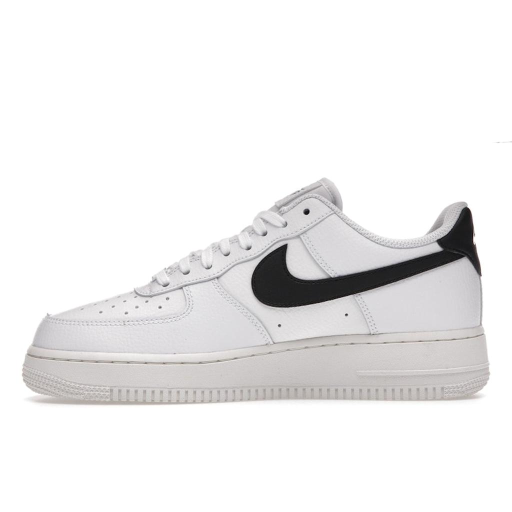 Nike  Air Force 1 07 White Black Women Sneakers Sail 315115-165