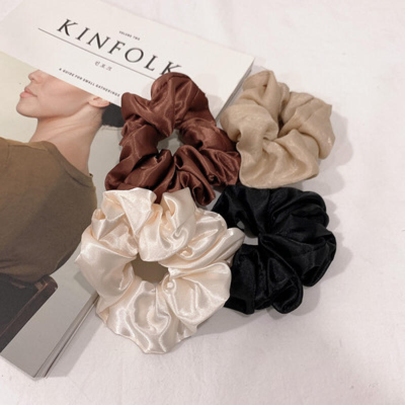 

Silk scrunchie scrunchie band, high-quality satin hair tie beige