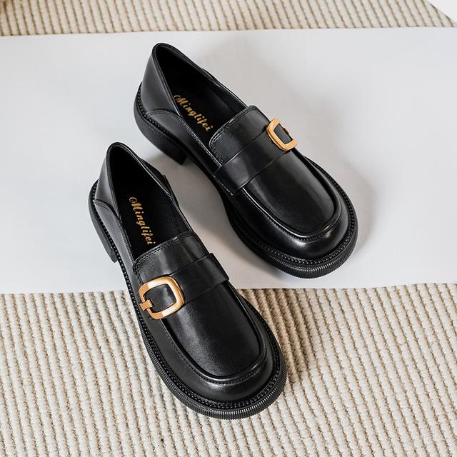 Spring New Women 'S Loafers Fashion Metal Design English Style Leather Shoes Black Party And Work Large