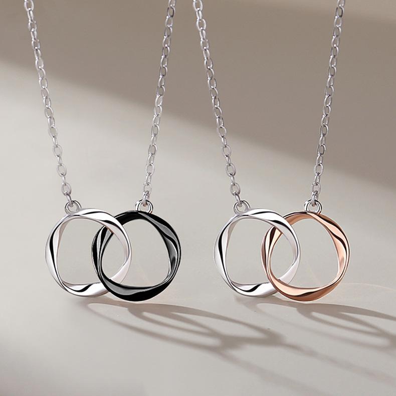 Mobius Double Ring Couple Necklace for Men and Women, Simple Japanese and Korean Pendant Collarbone Chain Necklace