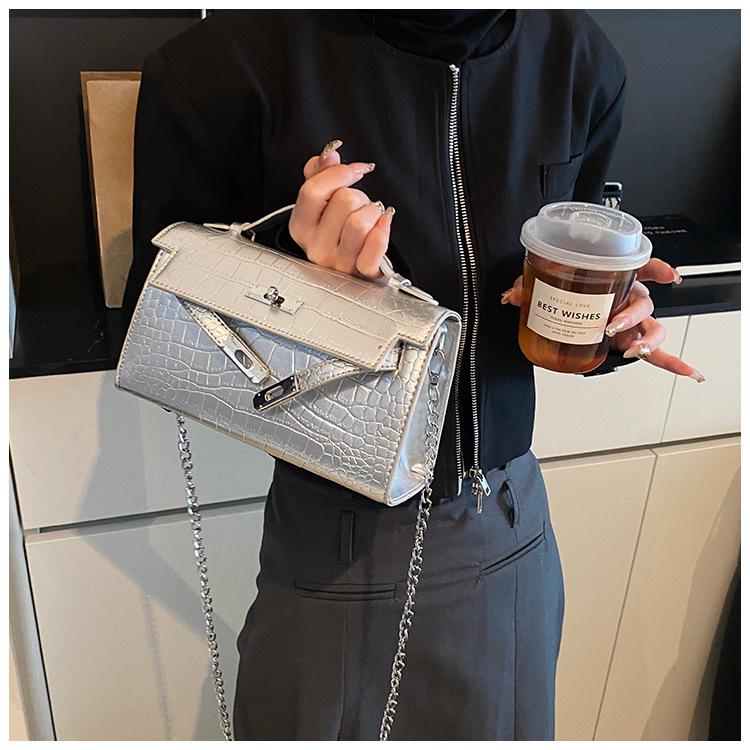 2025 Women's Fashion Crocodile Texture Crossbody & Shoulder Bag