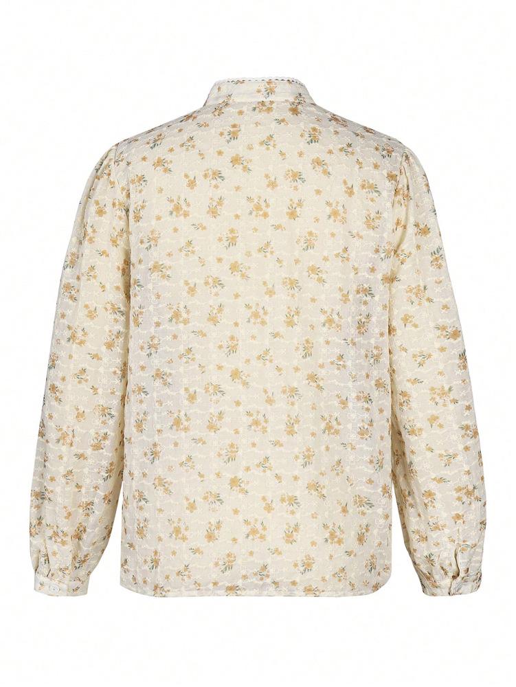 Spring 2026 Women's Casual Lace Patchwork Printed Top - European & American Style