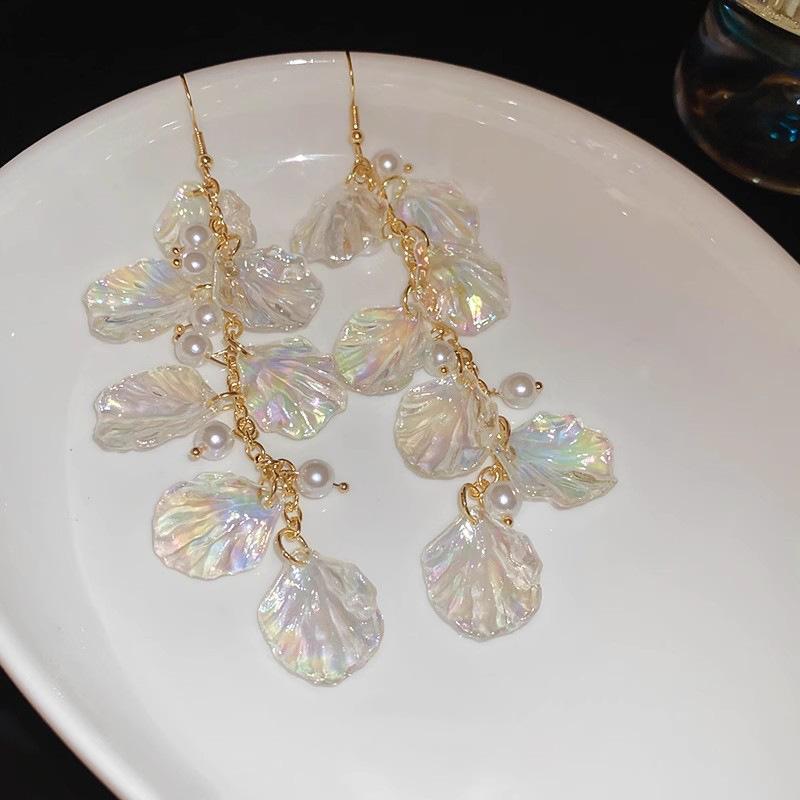 Romantic Imitation Pearl Earrings Fashion Transparent Shell Tassel Drop Earrings for Women Girls Charm Jewelry Accessories