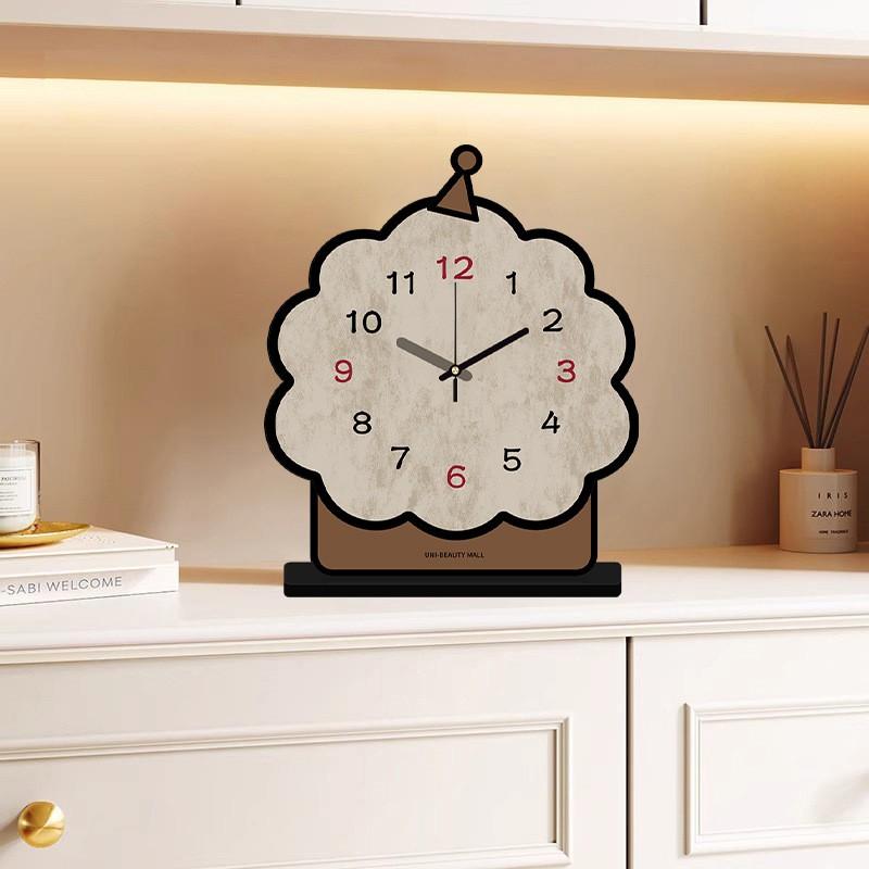 Modern Minimalist Wooden Table Clock With Decorative Sponge Cookie Design Silent Sweep Movement Living Room Desk Decoration