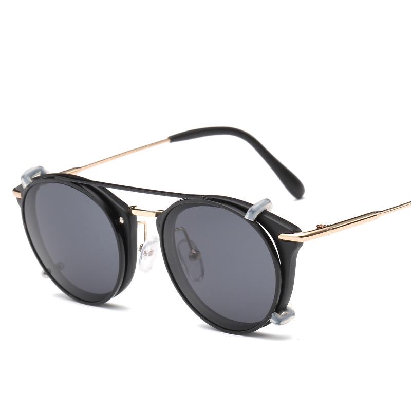 

Dual-Use Metal Clip-On Sunglasses & Clear Lens for Myopia (Unisex Model 8937)