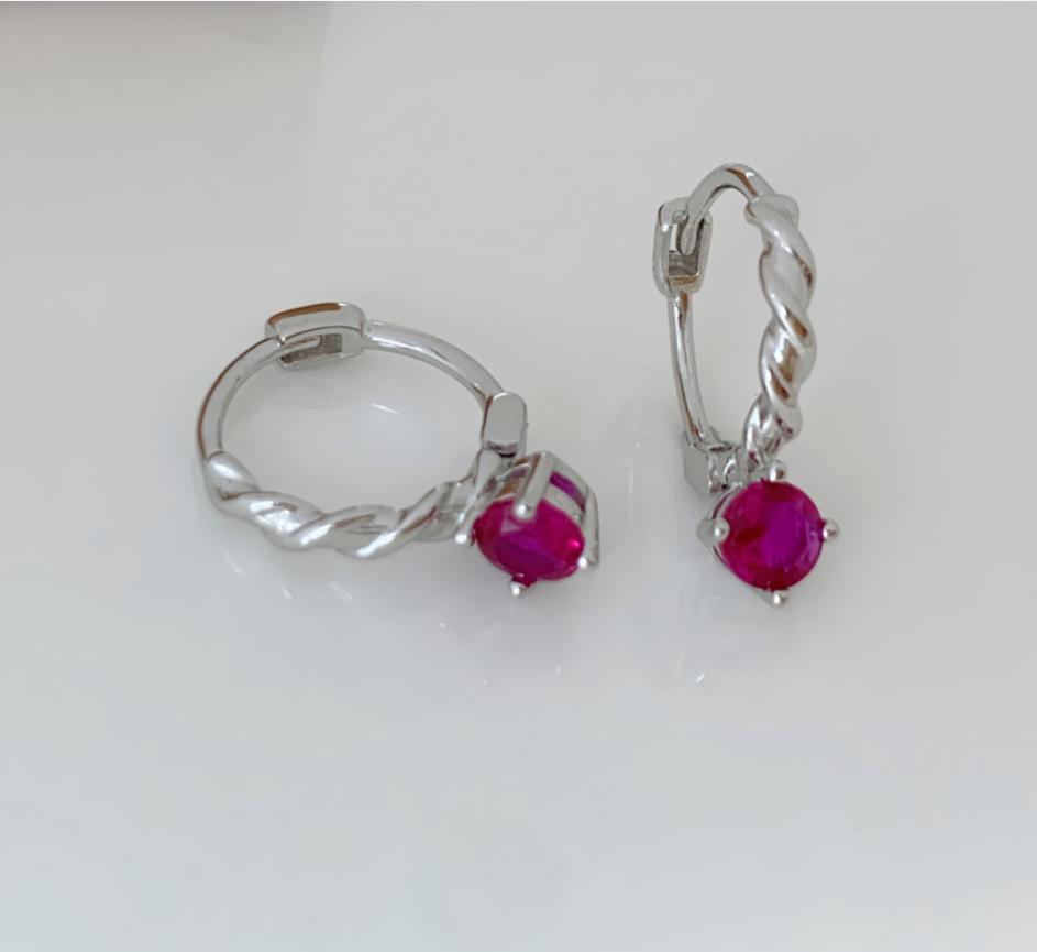 S925 Sterling Silver Four-Claw Inlaid Diamond Twisted Rope Earrings, Gold-Plated Light Luxury French Fashion. 925 Silver