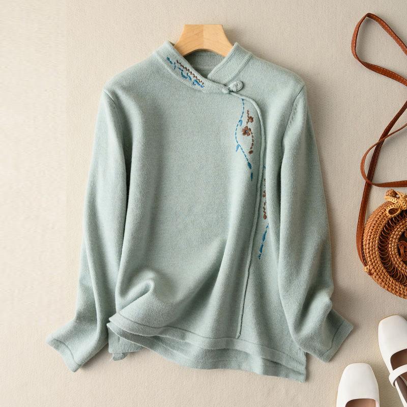 Large Size Women's Embroidered Base Shirt Women's Autumn New Style Long Sleeved with Thick Velvet T-shirt Stylish