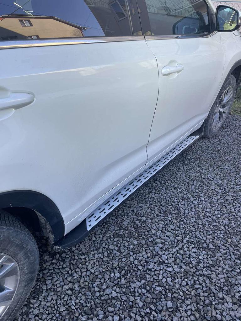 

Пороги Оригинальный дизайн (для EU и USA, 2 шт, алюминий) для Toyota Highlander 2013-2019 гг