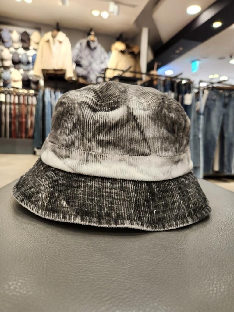 [Buckaroo Dongsuwon] Uni 11-goal corduroy logo-embroidered bucket hat B225AP360P