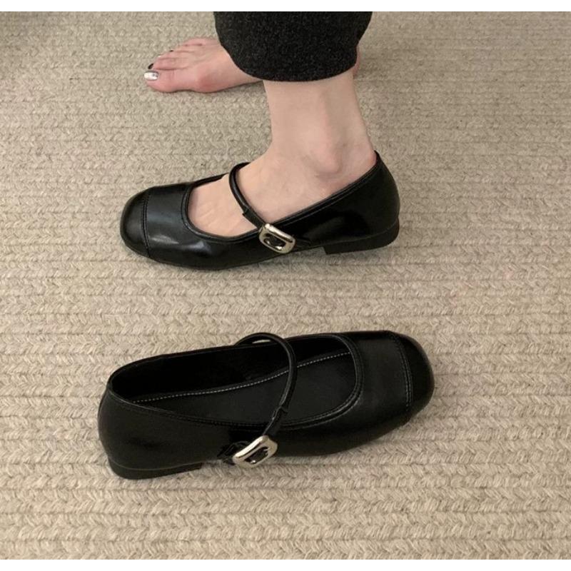 

Shoes for Women 2025 New Shallow Women s Slippers Buckle Strap Bean Flat Shoes Hot Sale Solid Flat Low Heels Zapatos 40 чёрный