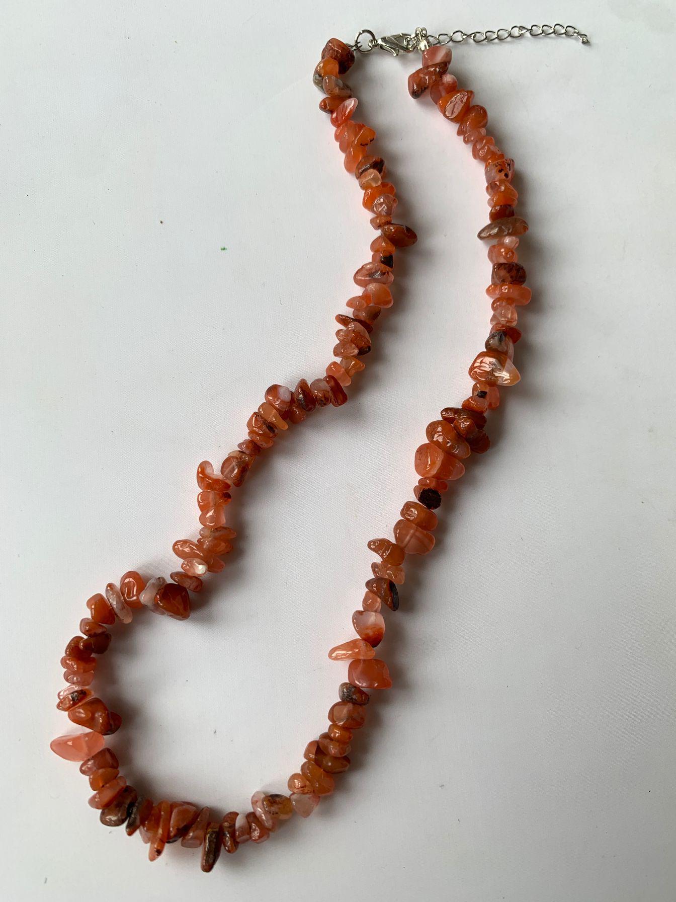 

Семицветный чокер из натурального дробленого камня и кристаллов - Ожерелье в пляжном стиле для весны/лета