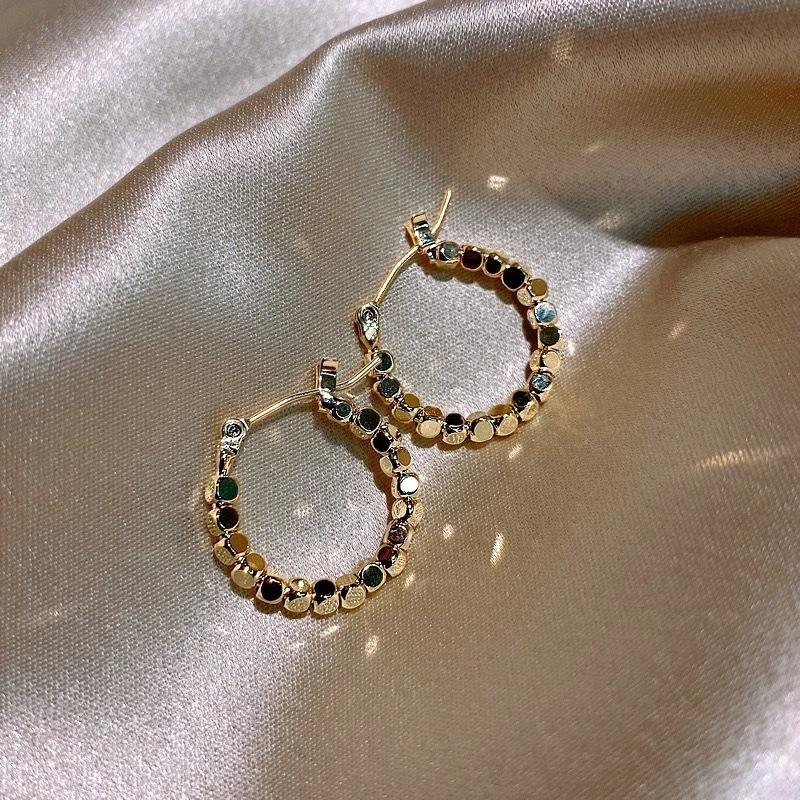 

S925 серебряные иглы корейские простые маленькие квадратные круглые нишевые серьги высокого класса супер фея универсальные серьги