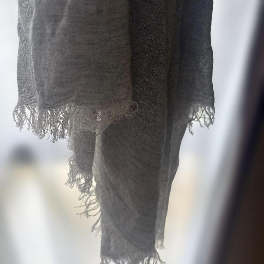 Used N100 Cashmere Linen Stole