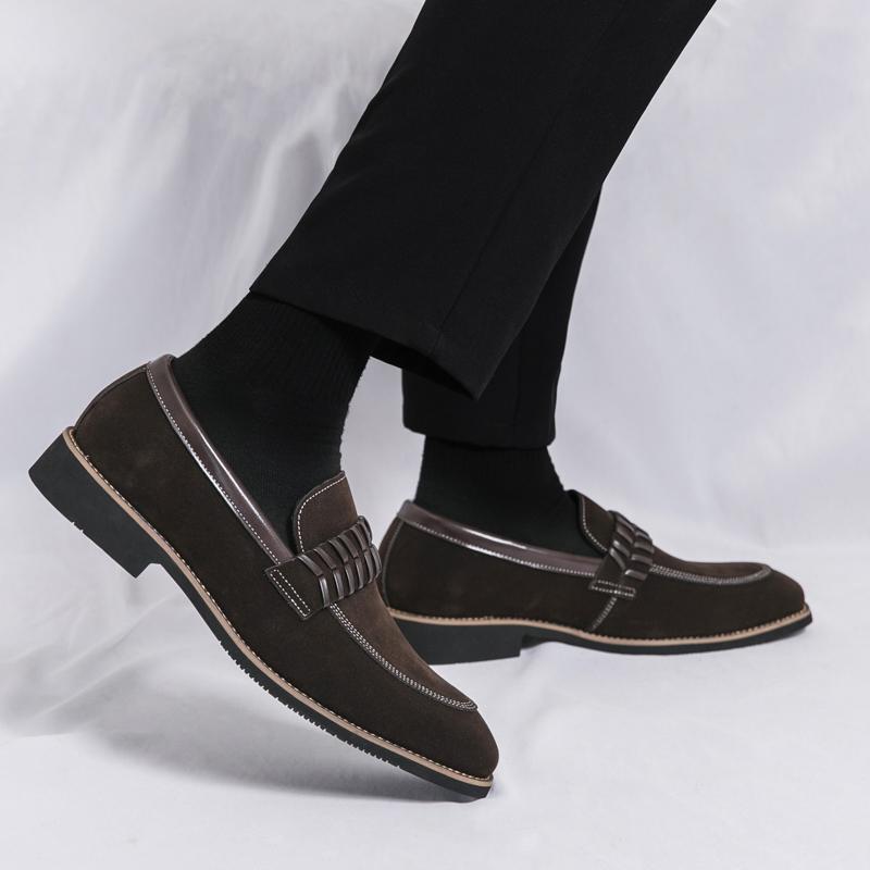 British Style New Loafers Men's Low Heel Suede Business Casual Shoes Large Size Comfortable Driving Shoes Versatile Oxford Shoes