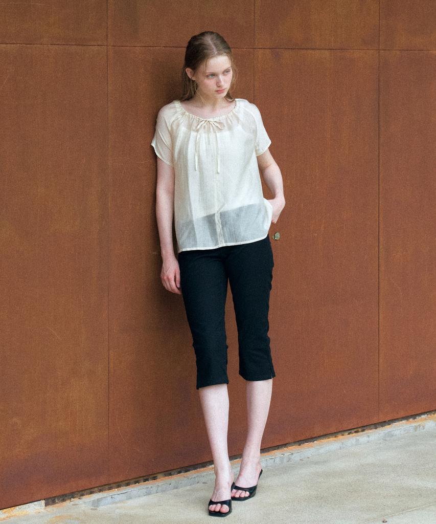 YUPPE Line Capri Pants_Black