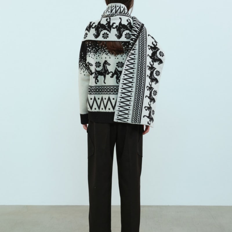 MOONSWARD black & WHITE CLASSIC PATTERN MUFFLER