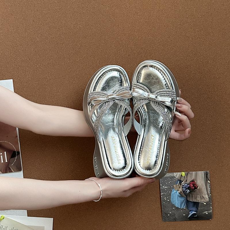 French Thick-bottomed Cool Slippers Women's Summer Outer Wear Advanced Sense 2025 Popular New Summer Beautiful Rhinestone Wedge Slippers