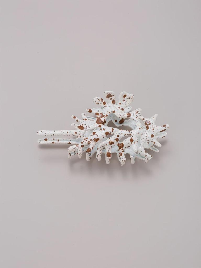 Multicolor Conch Shark Hair Clip - High-End Back Hair Accessory Design