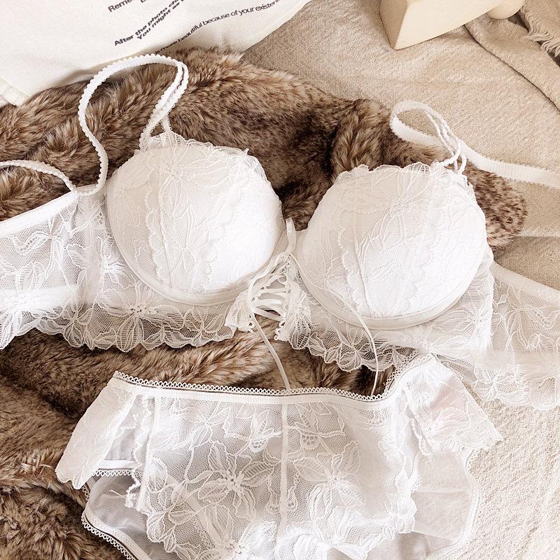 Sexy 1/2 Cup Push Up Bra Set Women Lace Flowers Embroidery Underwear Wire Free Thickened Cup Romantic Detachable Strap Lingerie