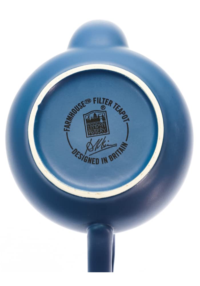 This 600ml teapot from the home of authentic British black tea is crafted in Nordic Blue stoneware and features a charming rounded shape and a