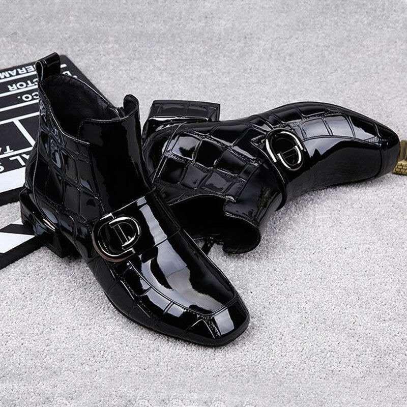 Fashion New Lacquer Leather Short Boots Women New Four Seasons British Fashion Plush Comfort Boots Outdoor Walking Casual Shoes