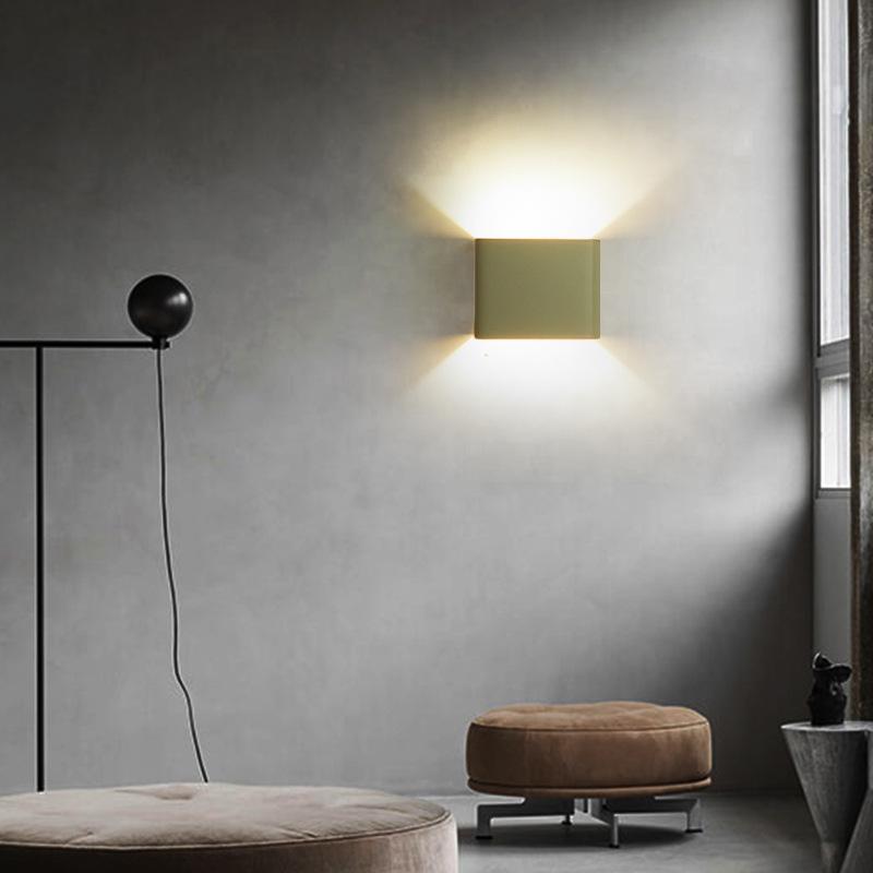 Lampada da Parete Moderna a LED - Design Creativo in Alluminio per Camera da Letto, Comodino, Hotel, Club, Corridoio e Corridoio Interno.