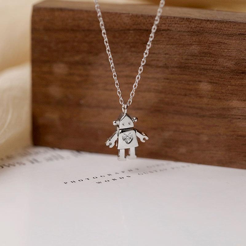 Robot Pendant Necklace Fashion Creative Personality Disco Hip-hop Trendy Collarbone Chain
