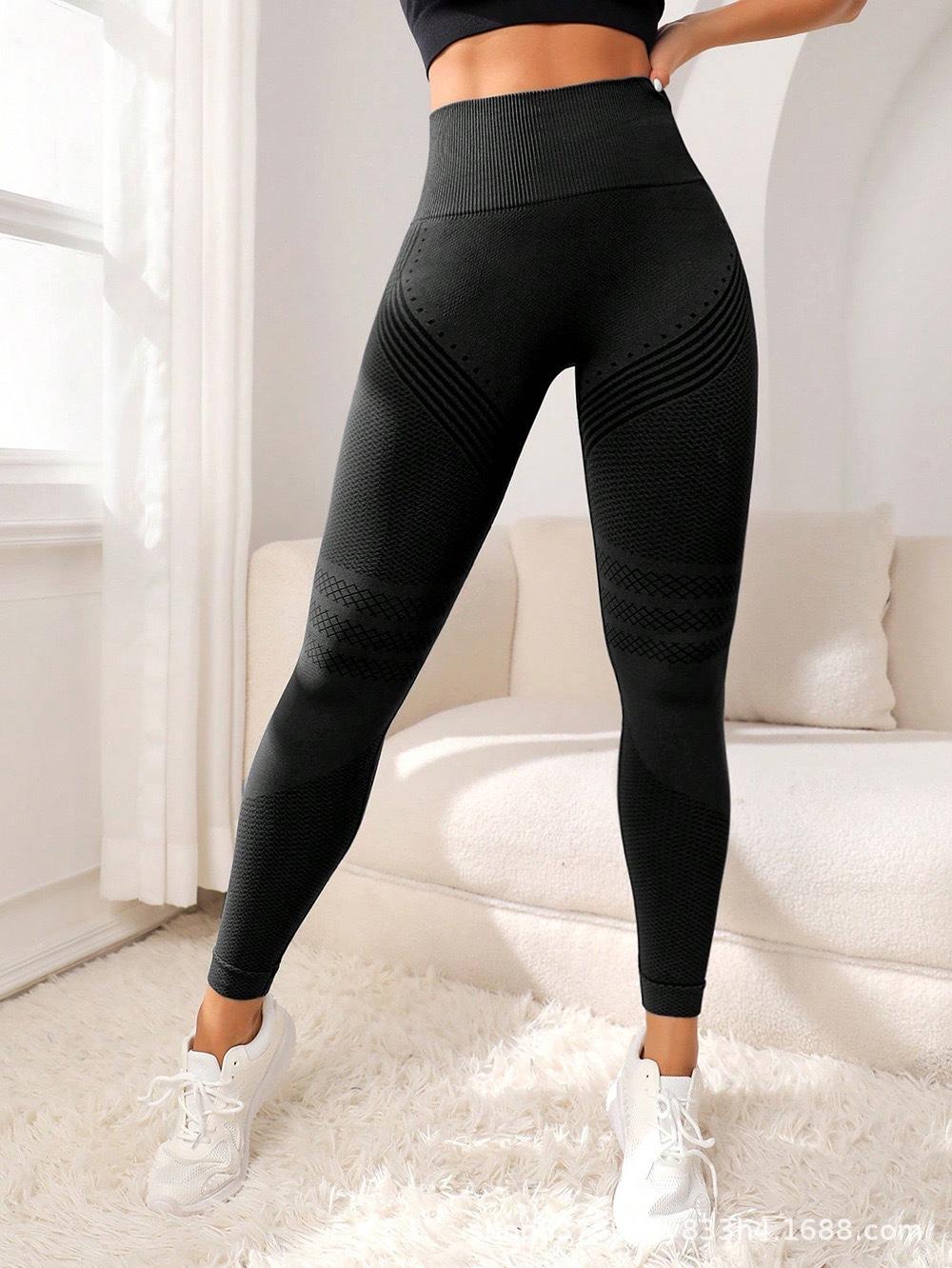 

European Seamless Knit High-Waist Yoga Pants - Autumn Style, High Elasticity, Peach Hip Design Large