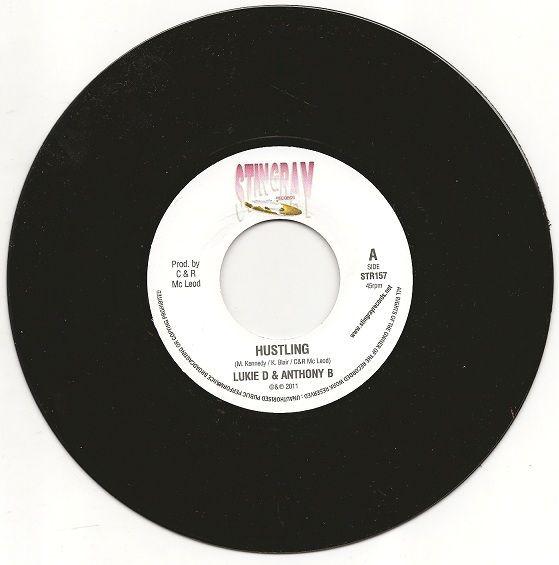 

7-дюймовая пластинка LUKIE D ANTHONY B Hustling STR157 Stingray Record 2011 Регги Ска Даб Б/у