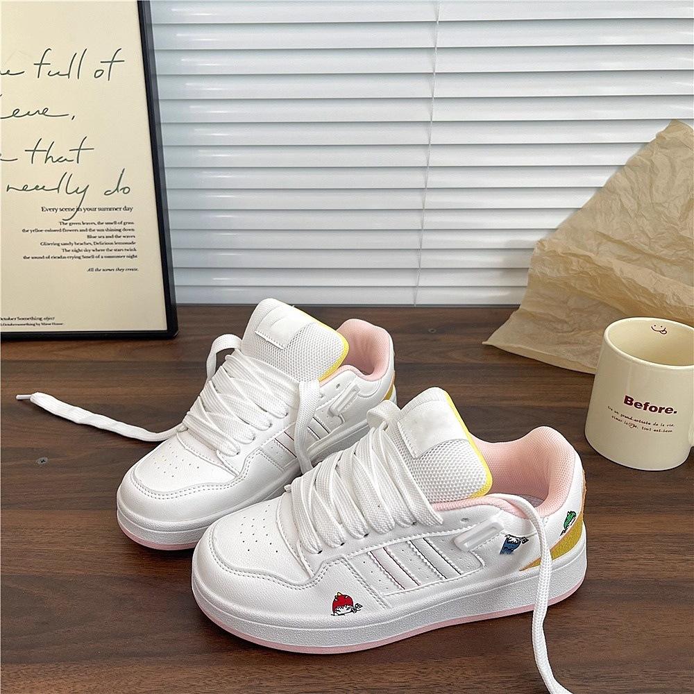 Cartoon cute bread shoes summer new niche board shoes versatile sports board shoes casual white shoes