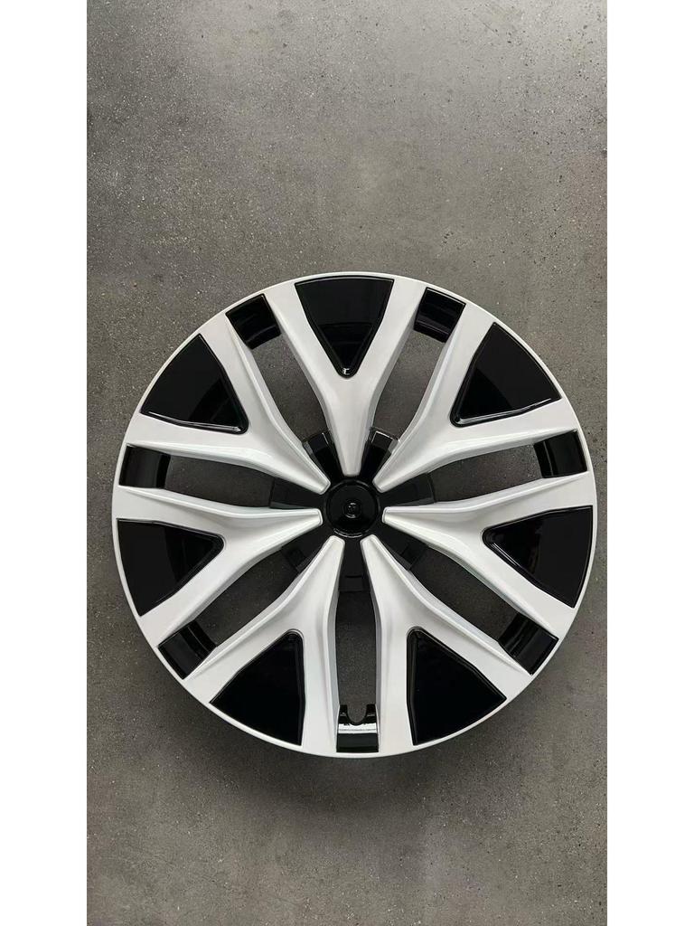 19-Inch Decorative Wheel Cover for Tesla Model Y (2021-2024) - Full Coverage Protection