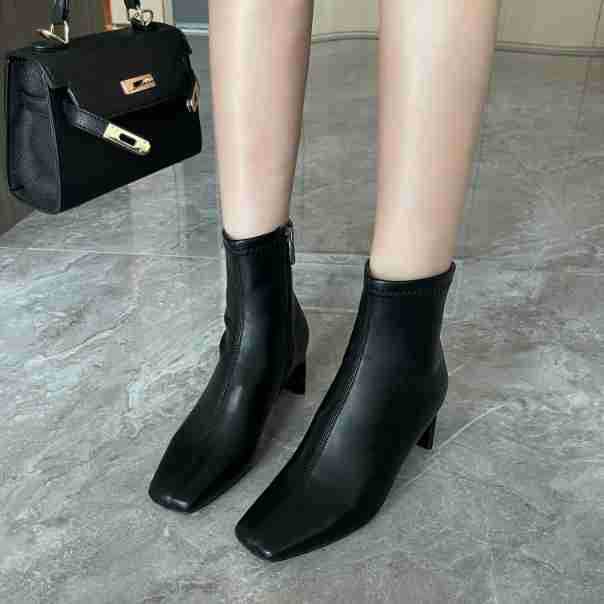 2025 nya dam vår och höst enkelstövlar nya fyrkantiga tå franska retro tjock klack korta stövlar dam högklackade tunna stövlar ankelstövlar