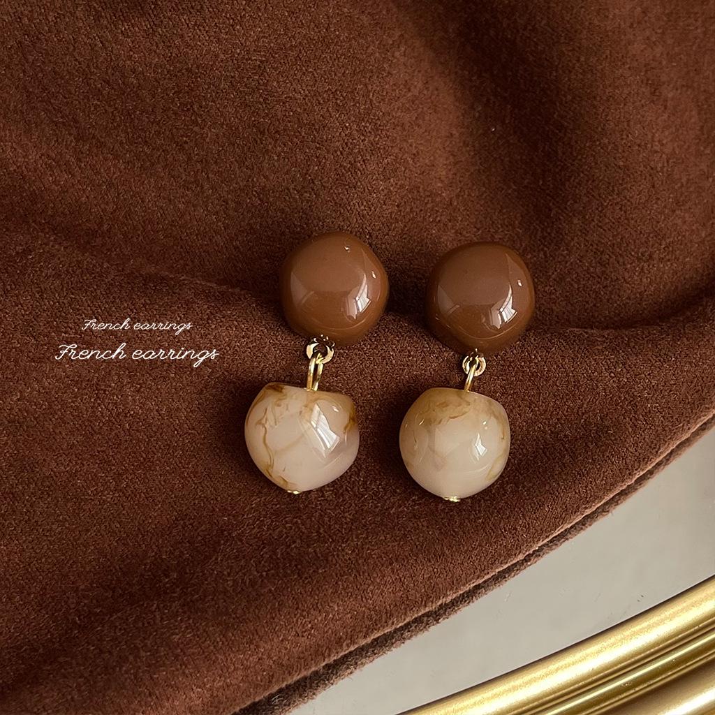 Chinese-Inspired Elegant 925 Silver Stud Earrings with Exaggerated Design